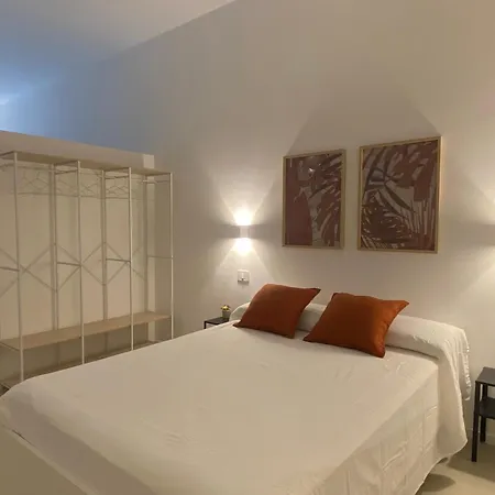 Appartement Ama Studio, Monolocale Moderno Con Patio In Zona Comoda Ancône
